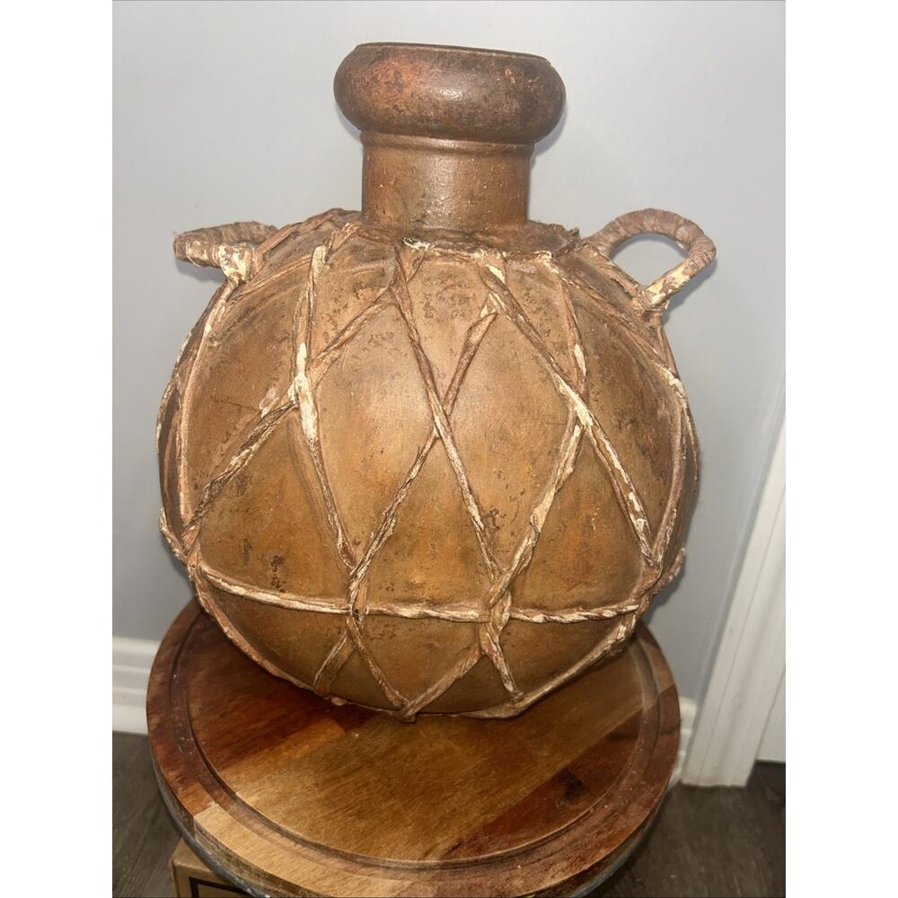 Vtg Metal & Leather Bound, Double Handled Jug, Made in India - Picture 8 of 10